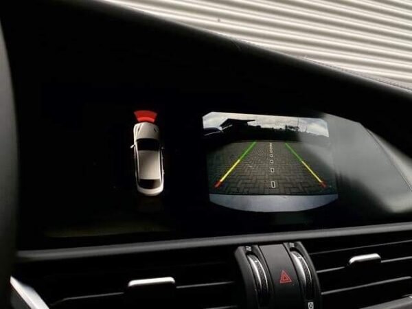 Alfa Romeo Giulia – Image 16