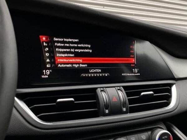 Alfa Romeo Giulia – Image 15