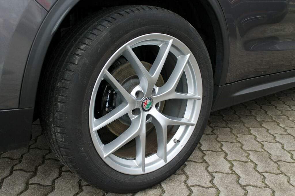 Alfa Romeo Stelvio Veloce – Image 3