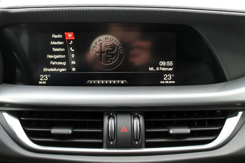 Alfa Romeo Stelvio Veloce – Image 16