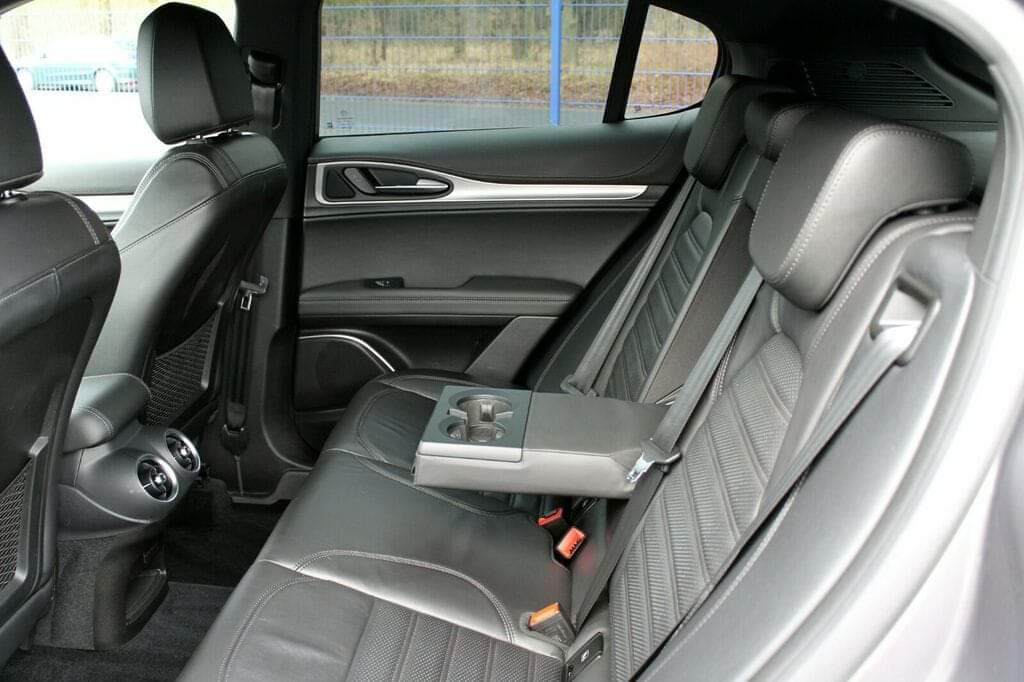 Alfa Romeo Stelvio Veloce – Image 19