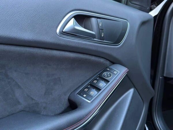 Mercedes-Benz A 200 – Image 13