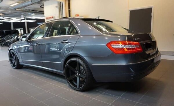 Mercedes-Benz Classe E 220 – Image 5