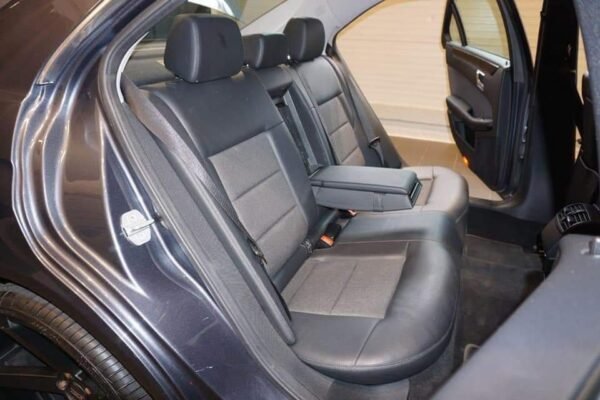 Mercedes-Benz Classe E 220 – Image 12