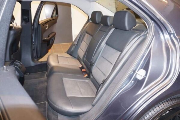Mercedes-Benz Classe E 220 – Image 17