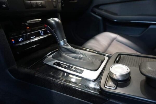 Mercedes-Benz Classe E 220 – Image 27
