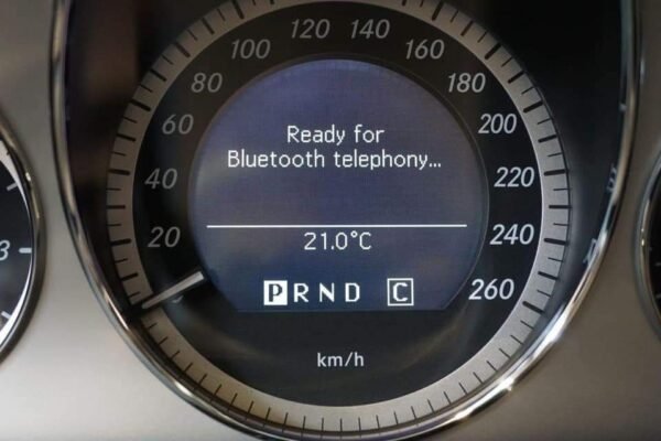 Mercedes-Benz Classe E 220 – Image 35