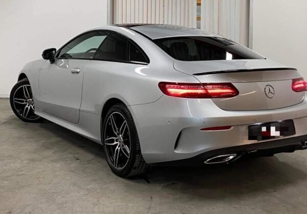 Mercedes-Benz Classe E 200 – Image 21