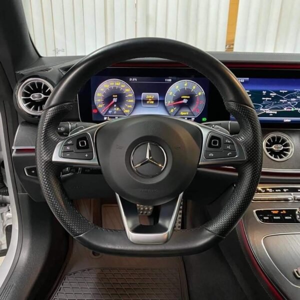 Mercedes-Benz Classe E 200 – Image 25