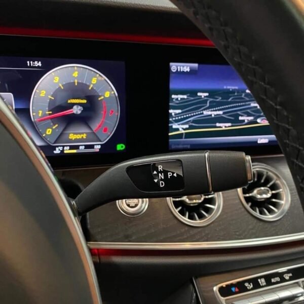 Mercedes-Benz Classe E 200 – Image 22