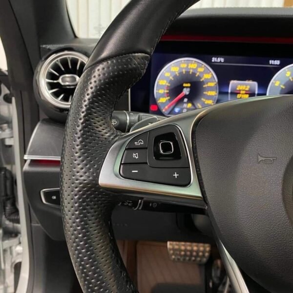Mercedes-Benz Classe E 200 – Image 33