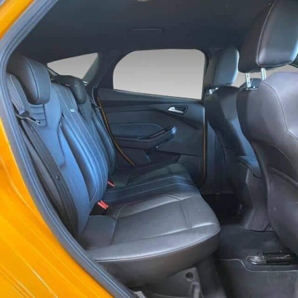 Ford Focus – Image 16