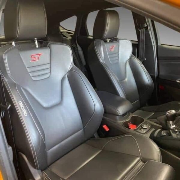 Ford Focus – Image 25