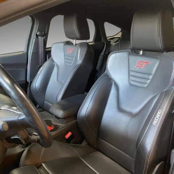 Ford Focus – Image 27