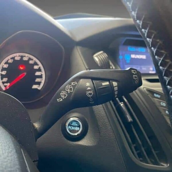 Ford Focus – Image 36