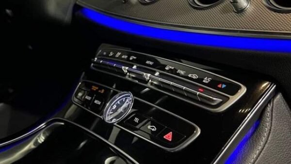 Mercedes-Benz Classe E 220D – Image 24