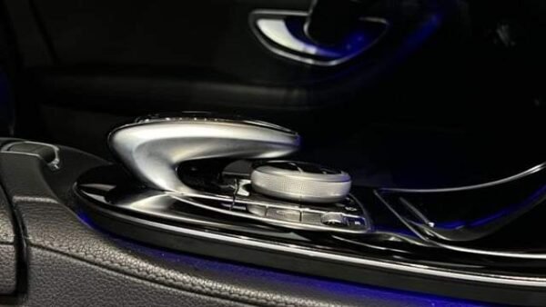 Mercedes-Benz Classe E 220D – Image 23