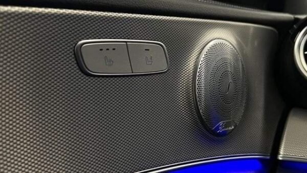 Mercedes-Benz Classe E 220D – Image 33
