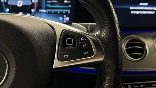 Mercedes-Benz Classe E 220D – Image 42