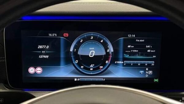 Mercedes-Benz Classe E 220D – Image 41
