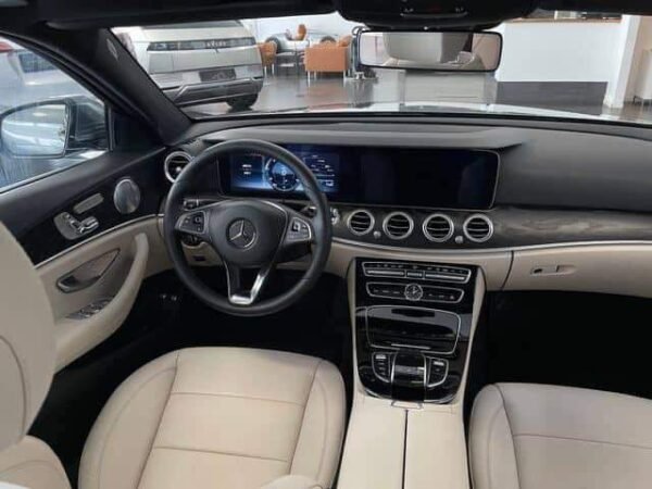 Mercedes-Benz E-classe E220d – Image 46