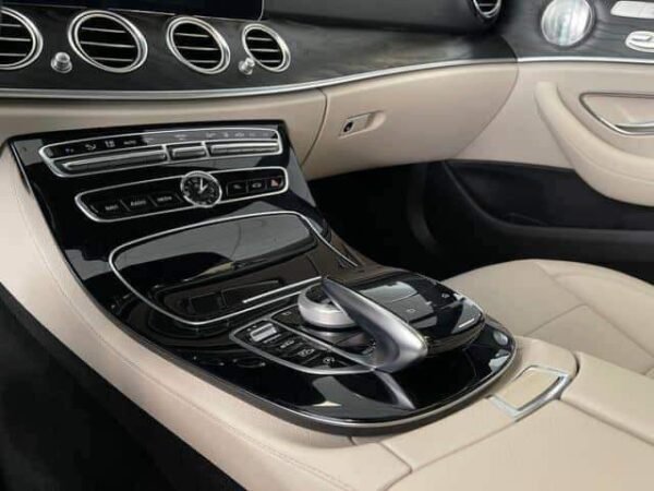 Mercedes-Benz E-classe E220d – Image 62