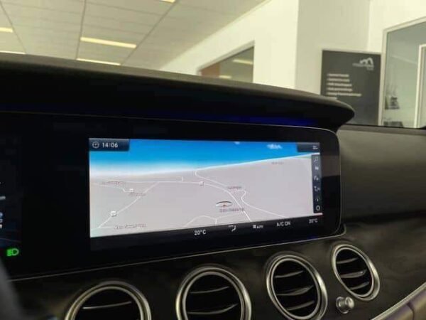 Mercedes-Benz E-classe E220d – Image 63