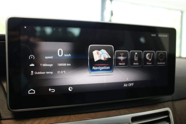 Mercedes-Benz Classe E – Image 49