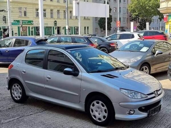Peugeot 206 – Image 2