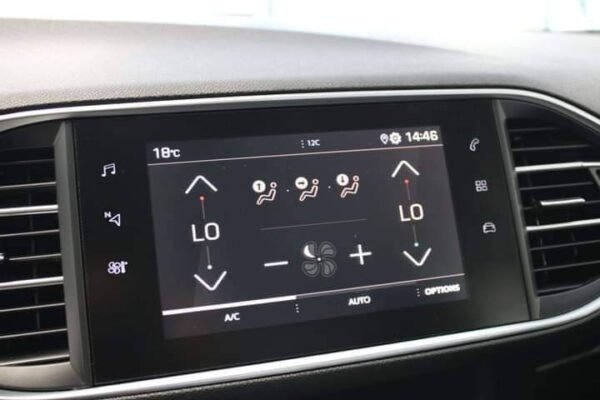 Peugeot 308 – Image 22