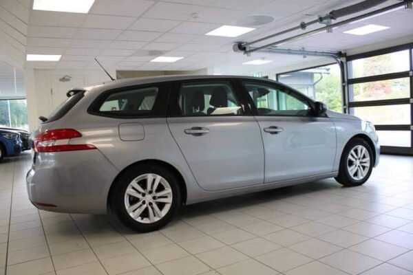 Peugeot 308 – Image 29