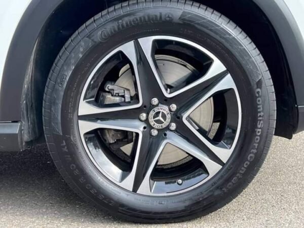 Mercedes-Benz GLE 350 – Image 17