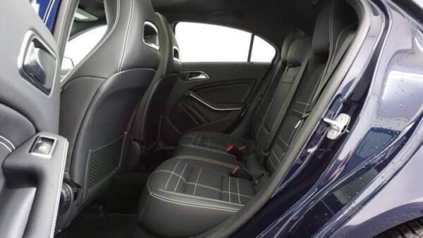 Mercedes-Benz A 200 – Image 18