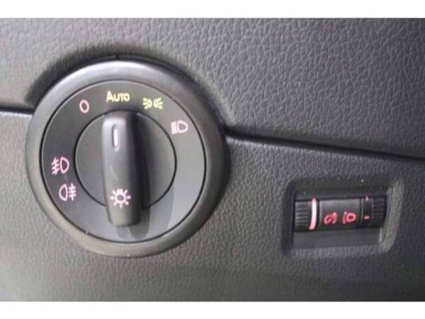 Volkswagen Multivan – Image 14