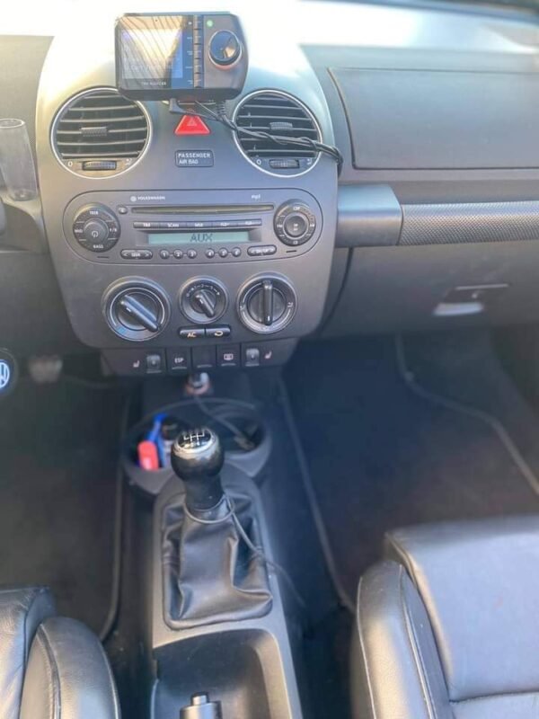 Volkswagen Beetle – Image 13