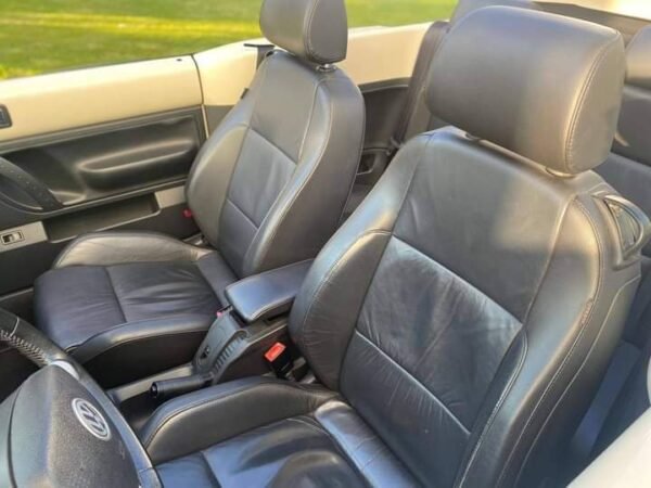 Volkswagen Beetle – Image 18