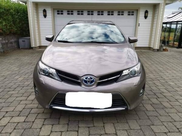 Toyota Auris – Image 2