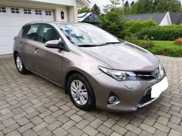 Toyota Auris – Image 6