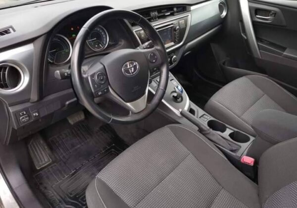 Toyota Auris – Image 12