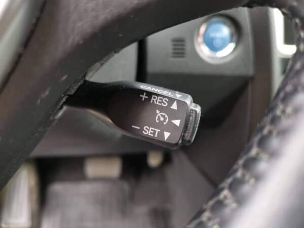 Toyota Auris – Image 11