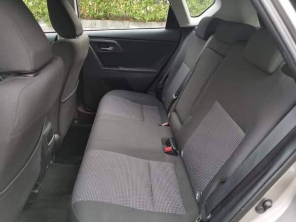 Toyota Auris – Image 26