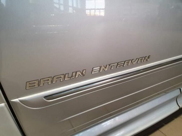 Chrysler Grand Voyager – Image 4