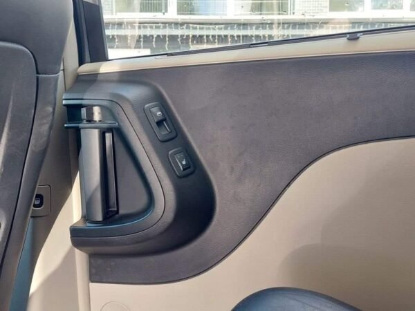 Chrysler Grand Voyager – Image 11