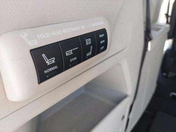 Chrysler Grand Voyager – Image 15