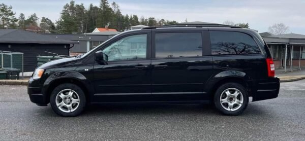 Chrysler Grand Voyager – Image 14
