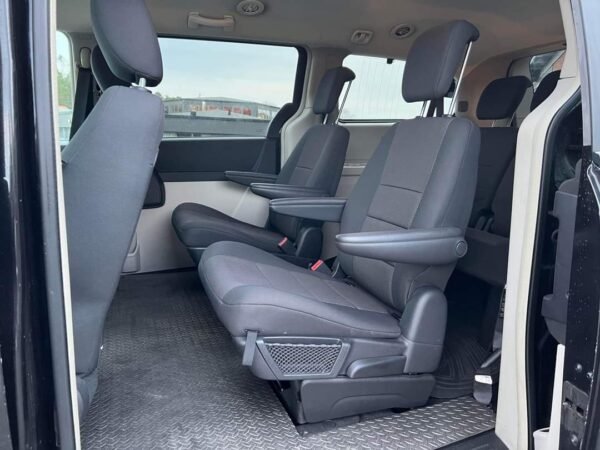 Chrysler Grand Voyager – Image 12