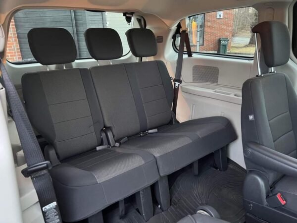 Chrysler Grand Voyager – Image 17