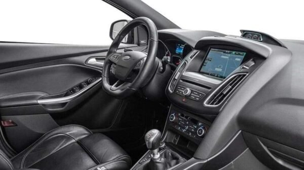 Ford Focus – Image 7