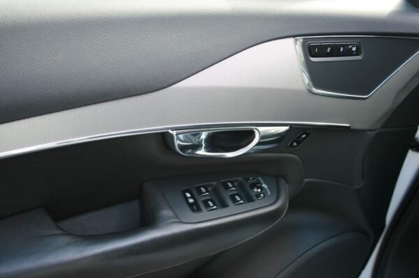 Volvo XC 90 – Image 15