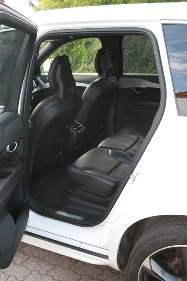 Volvo XC 90 – Image 21